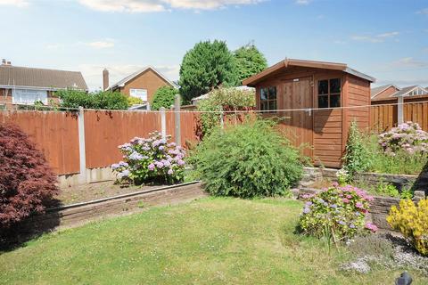 undefined, Mount Crescent, Stone