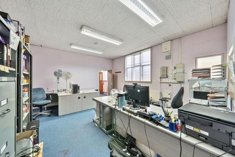Office for sale, 23 Ravenshurst Ave London NW4 4EE