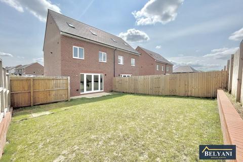 undefined, Garrett Meadow, Tyldesley M29