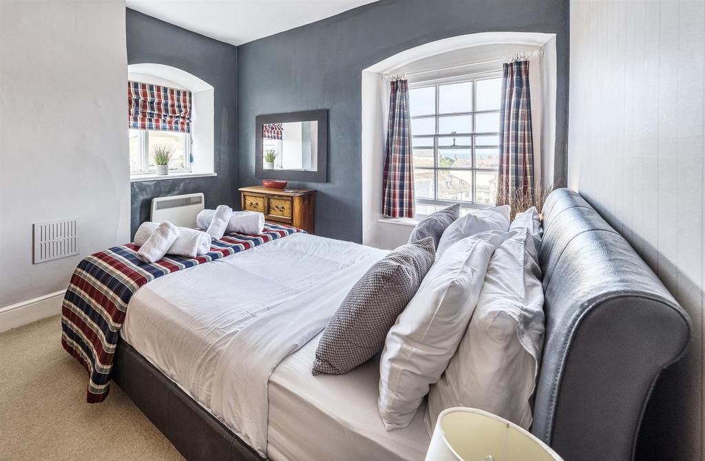 Fisher Bedroom.jpg