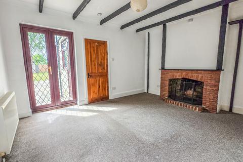 3 bedroom semi-detached house for sale, Squirrels Heath Lane, Hornchurch, RM11