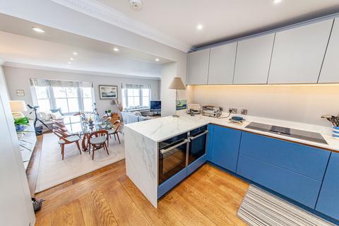 undefined, South Town, Dartmouth TQ6