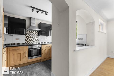 73 Howard Close, Waltham Abbey, EN9 1XB