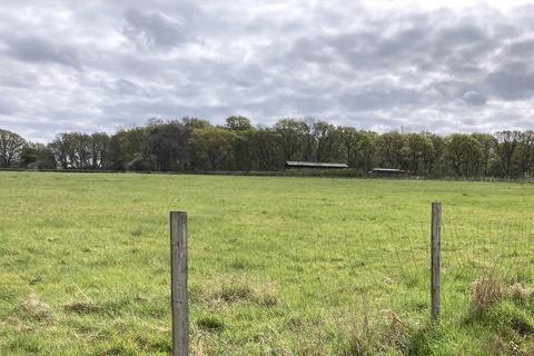 undefined, Established smallholding in Charlwood, Surrey RH6