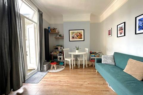 2 bedroom flat for sale, Ardgowan Road, Catford, London, SE6