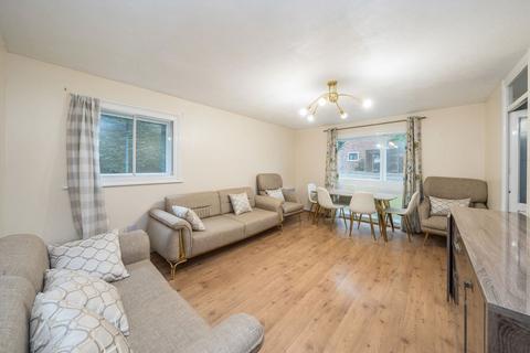 73 Oakley Close, Isleworth, TW7 4HY