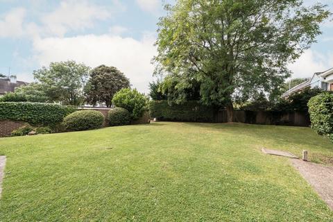 73 Oakley Close, Isleworth, TW7 4HY