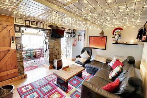2 bedroom cottage for sale, Turf Cottage, Llanelly Hill, Abergavenny, Gwent, NP7 0NU