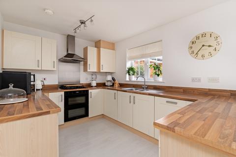 4 Hampton Road, Stansted, CM24 8FE