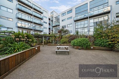 2 bedroom apartment for sale, Varcoe Road, Crown Place Apartments, SE16