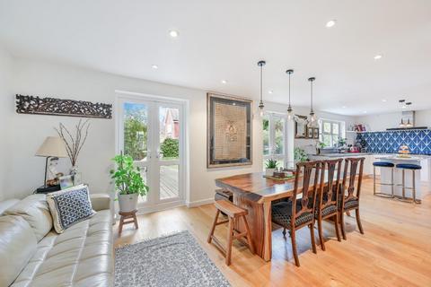 34 Elmwood Drive, Epsom, KT17 2NN