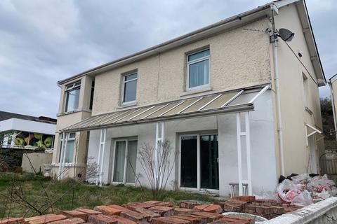 8 Castle Street, Maesteg, CF34 9YH