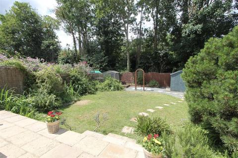 29 Victoria Avenue, Wallington, SM6 7JP
