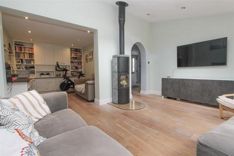 29 Victoria Avenue, Wallington, SM6 7JP