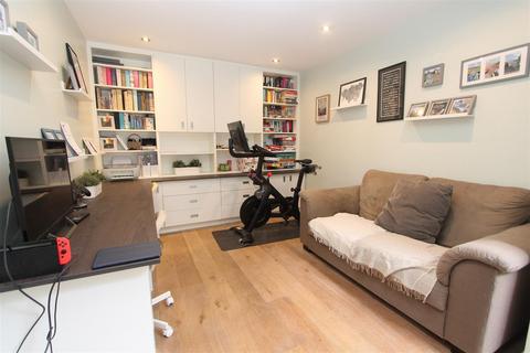 29 Victoria Avenue, Wallington, SM6 7JP