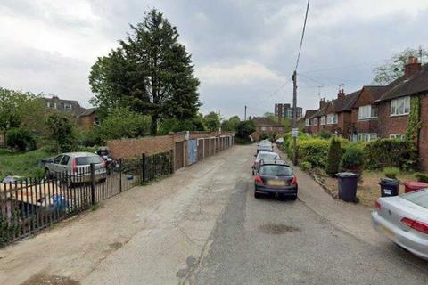 Garage to rent, Aldin Avenue South, Slough SL1