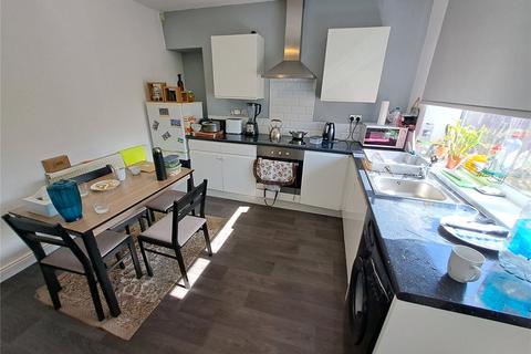 3 bedroom semi-detached house to rent, Harborough Hill Road, Barnsley, South Yorkshire, S71