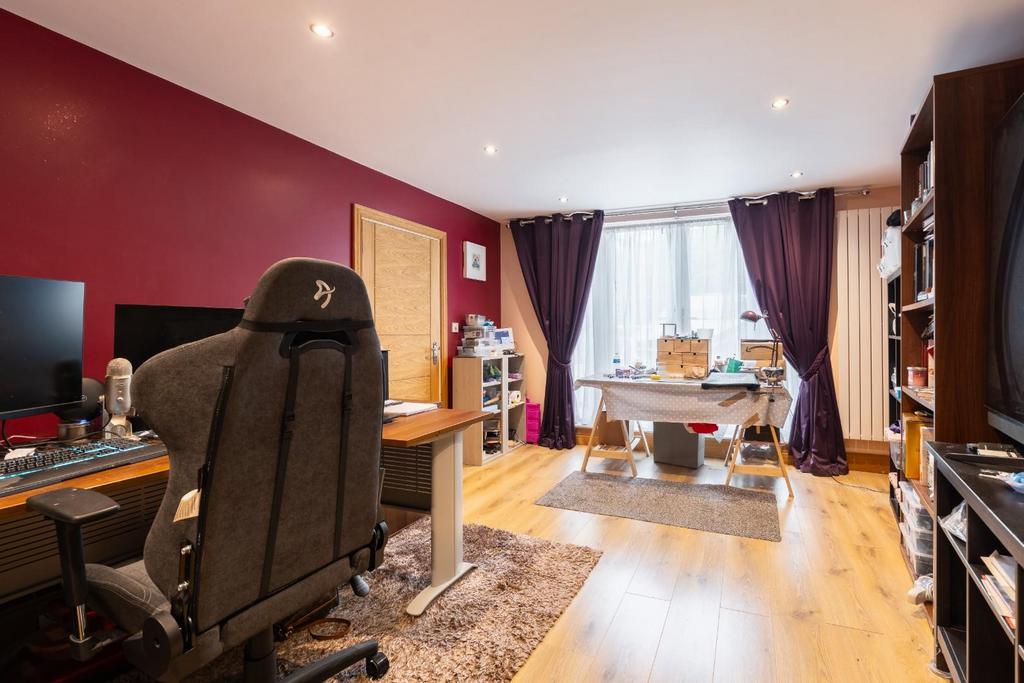 Reception room-2.jpg
