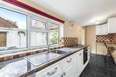 2 bedroom terraced house for sale, Thomas Street, Sleaford, Lincolnshire, NG34