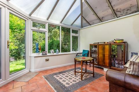 10 Redcote Place, Dorking, RH4 1PE