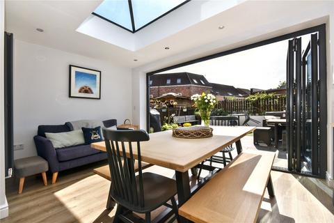 3 bedroom townhouse for sale, Scholars Gate, Garforth, Leeds, West Yorkshire