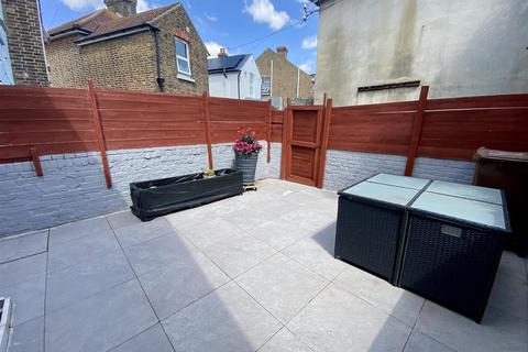 3 bedroom terraced house for sale, Bourne Street, Eastbourne