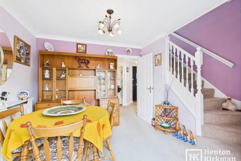 3 bedroom detached house for sale, Earl Mountbatten Drive, Billericay