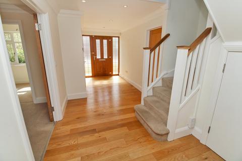 4 bedroom detached house for sale, Maple Place, Bedford, MK41