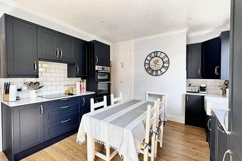 2 bedroom semi-detached house for sale, Wyndcliffe, Green Road, Penistone