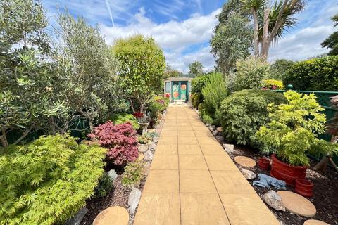 undefined, Evelyn Crescent, Sunbury-on-Thames TW16