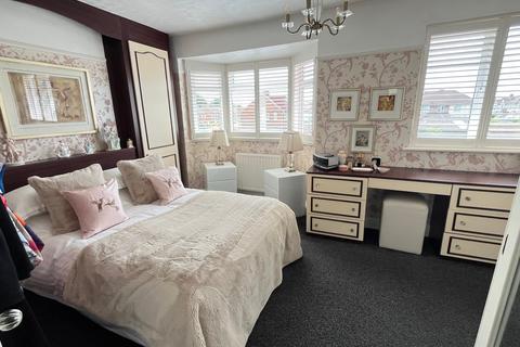 undefined, Evelyn Crescent, Sunbury-on-Thames TW16