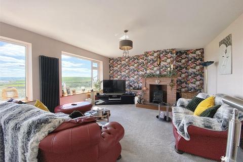 4 bedroom detached house for sale, Heol Smyrna, Llangain, Carmarthen