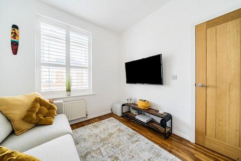 19 Durham Drive, Deepcut, Camberley, GU16 6GG