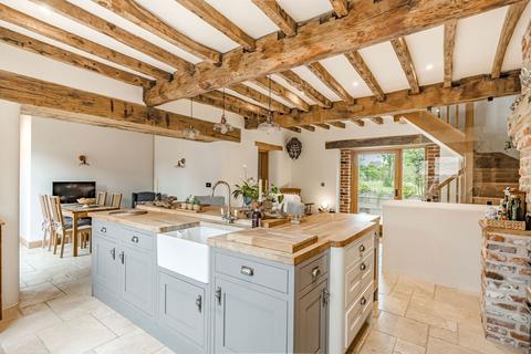 3 bedroom barn conversion for sale, Aylsham Road, Felmingham