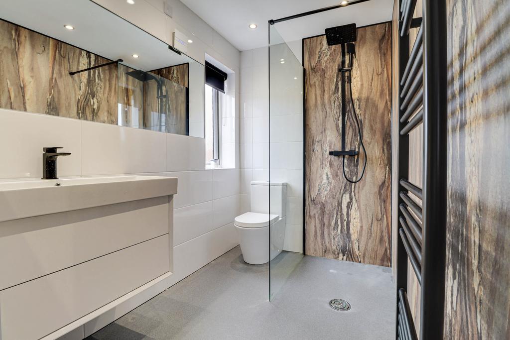 Ensuite