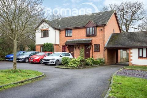 Northumberland Close, Warfield, Bracknell