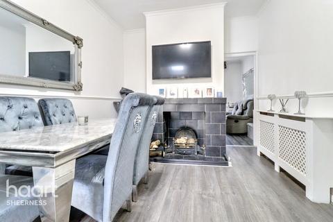 3 bedroom terraced house for sale, Winstanley Road, Sheerness