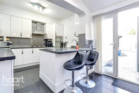 3 bedroom terraced house for sale, Winstanley Road, Sheerness