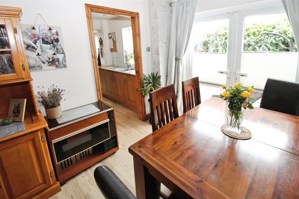 Living/Dining Room