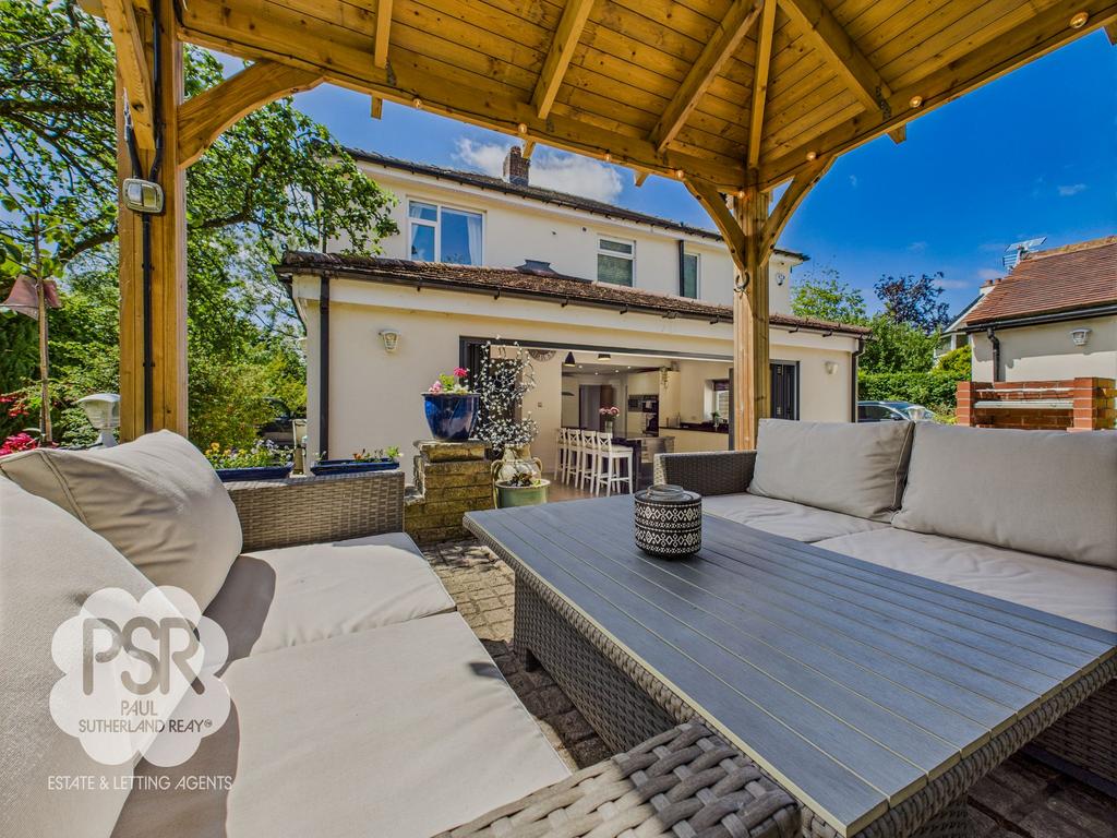 Sheltered Hot Tub and Al Fresco Dining Area