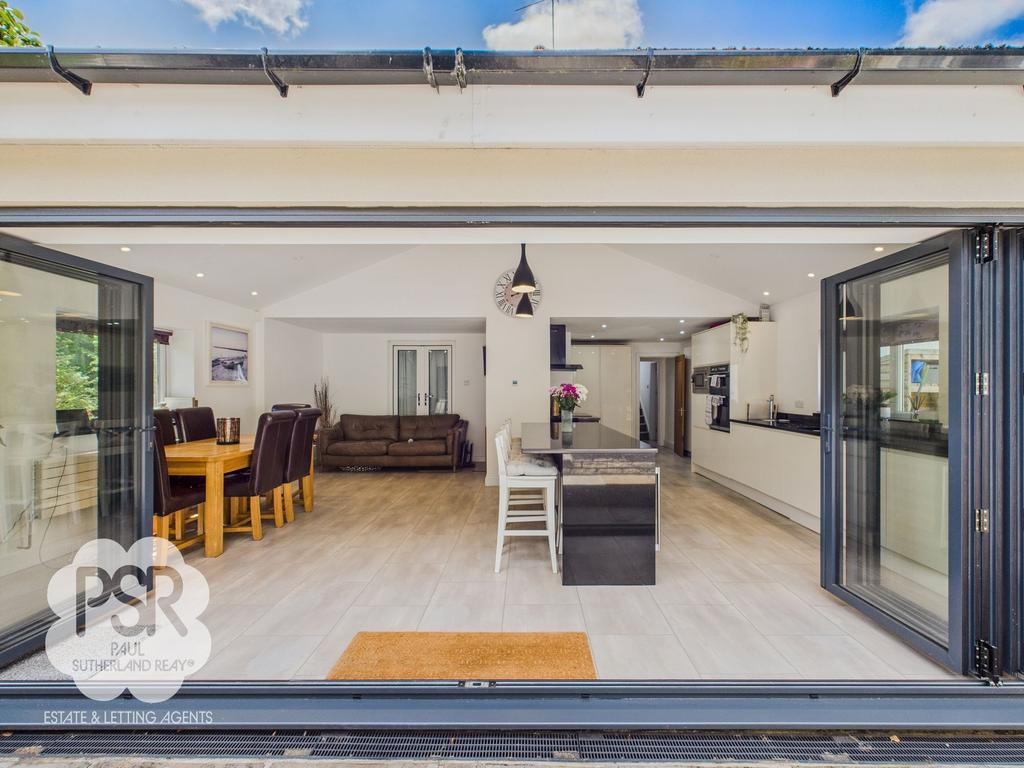 Living Kitchen Space from Outside
