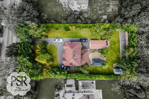 4 bedroom detached house for sale, Buxton Road, Disley, SK12