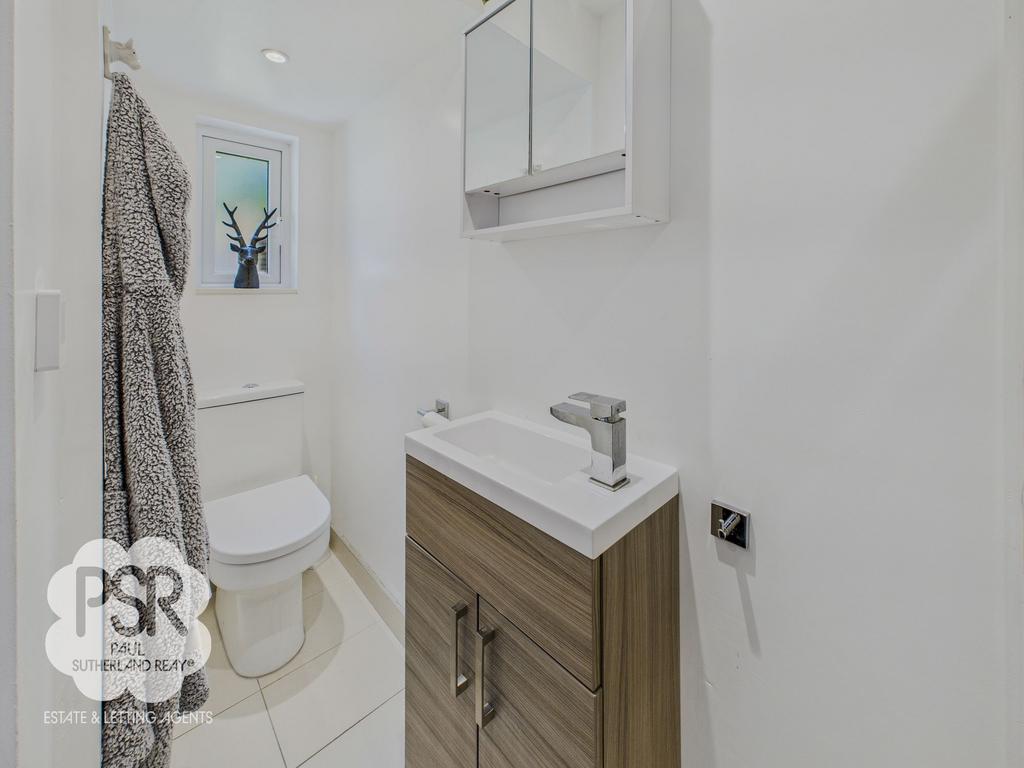 Annexe En-Suite Shower Room