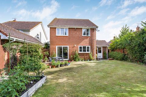 31 Arnold Way, Thame, OX9 2QA