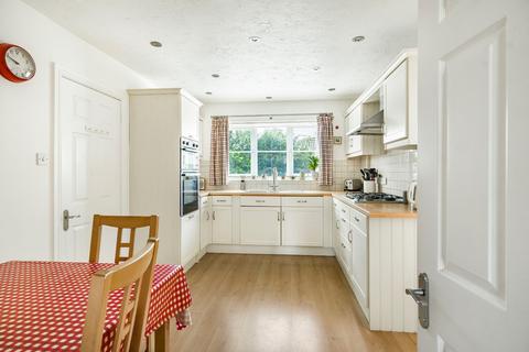31 Arnold Way, Thame, OX9 2QA