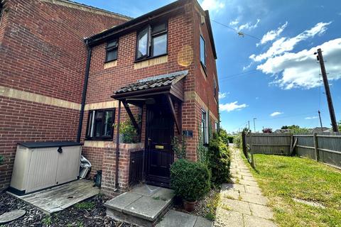 2 bedroom end of terrace house for sale, Dennistoun Avenue, Christchurch BH23