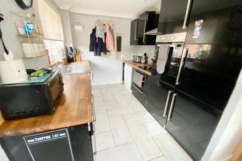 2 bedroom end of terrace house for sale, Dennistoun Avenue, Christchurch BH23