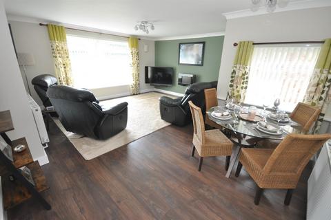 Ridgeways Bellwood Crescent, Thorne, Doncaster, DN8 4BA