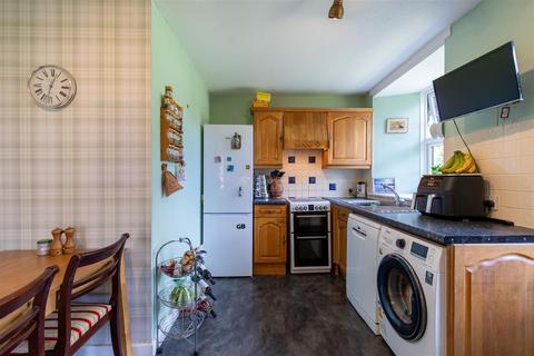 3 bedroom end of terrace house for sale, Station Road, Errol, Perth