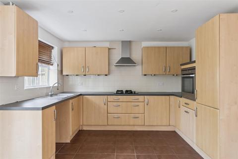 undefined, Whitehorse Lane, Stevenage SG1